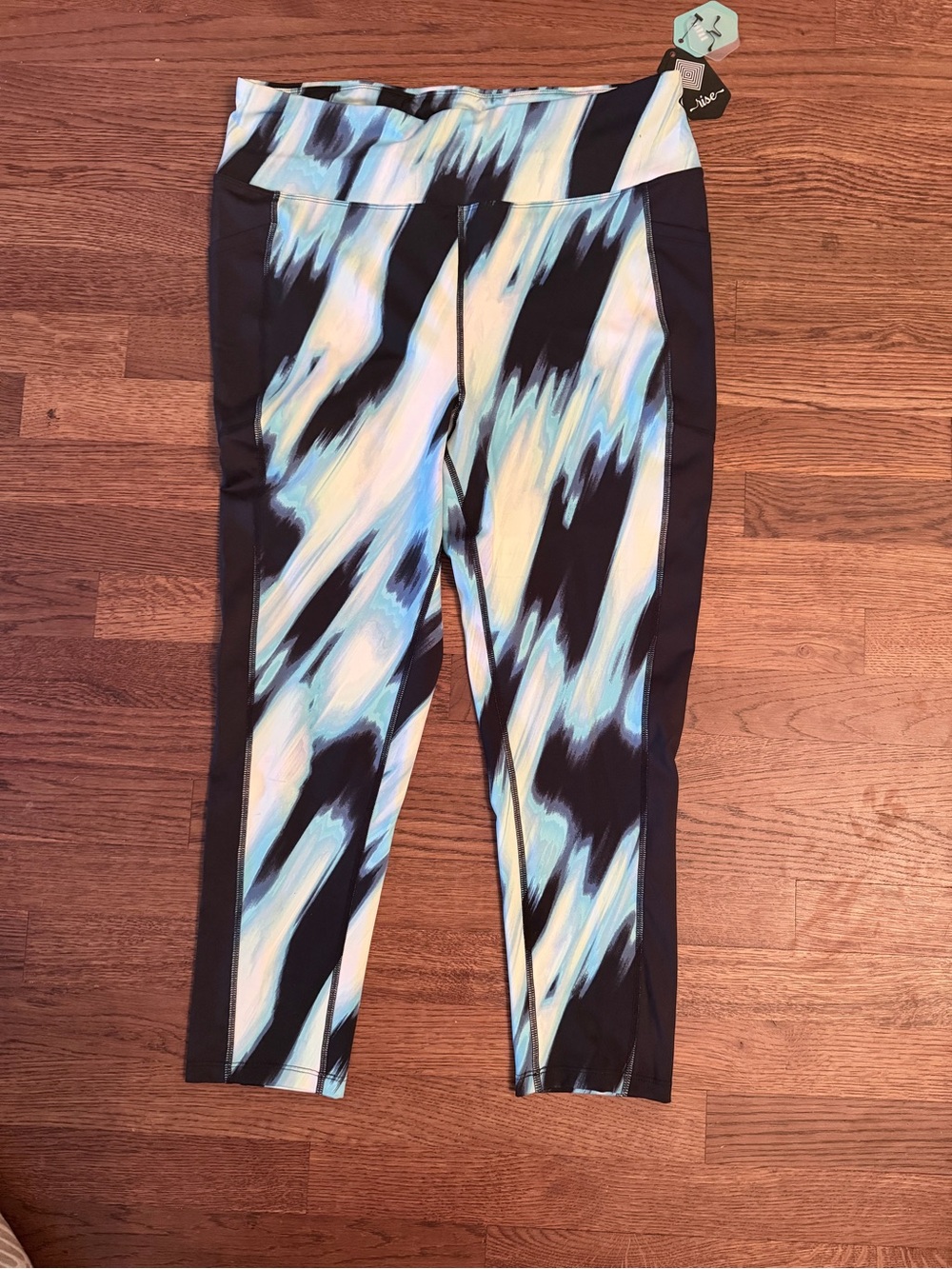 NWT Lularoe Brave Athletic Leggings - Blue and Black Abstract Print